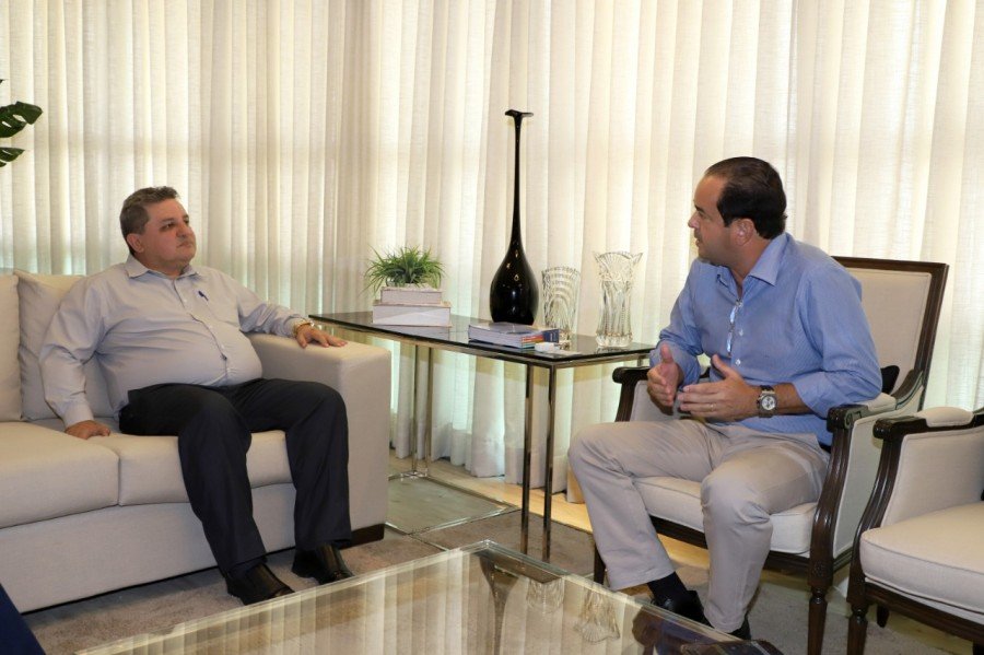 Deputado Jair Farias discutiu parcerias com o presidente da Fieto para implantar agroindÃºstrias na regiÃ£o do Bico do Papagaio
