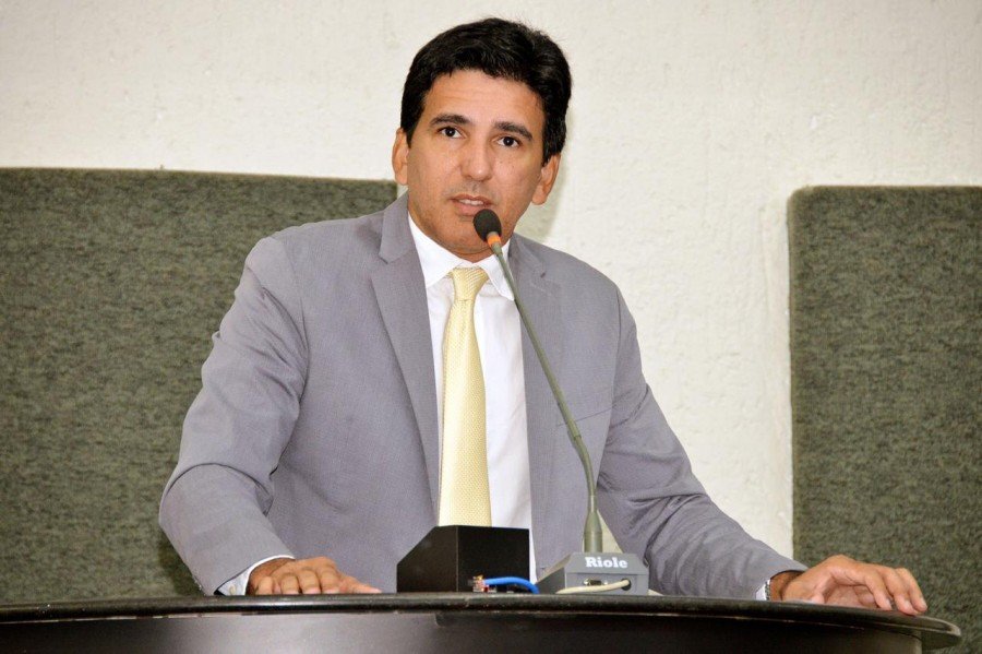 Deputado Professor JÃºnior Geo voltou a cobrar o concurso da Assembleia Legislativa