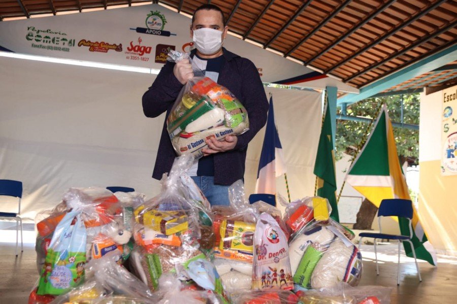 O diretor da Escola Estadual Doutor Joaquim Pereira da Costa, destacou que os kits garantem a seguranÃ§a alimentar dos estudantes