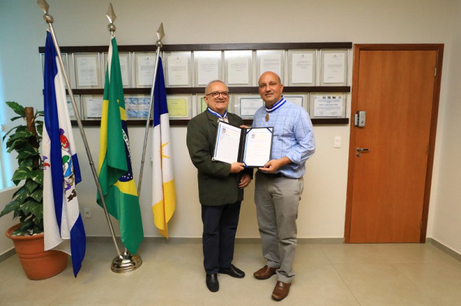 Homenagem foi uma indicação do conselheiro Manoel Pires, titular da Primeira Relatoria do Tribunal de Contas do Estado do Tocantins