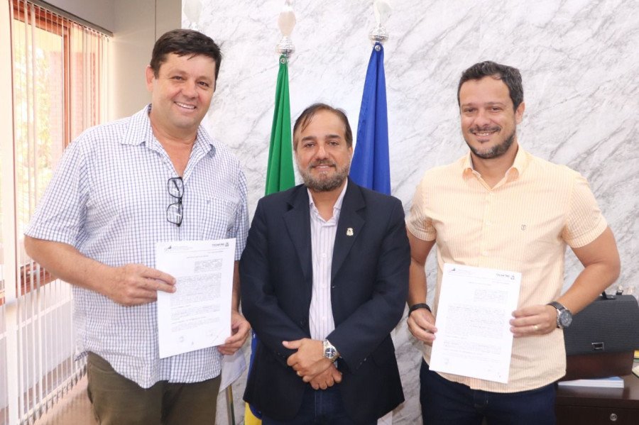 Sics recebe empresas de Araguaína e Combinado para assinatura de contratos de concessão de incentivos fiscais (Foto: Matheus Alcantara)
