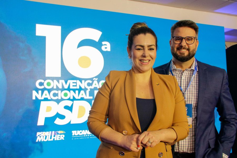 Eduardo Mantoan parabeniza prefeita Cinthia por eleição na presidência do PSDB-Mulher (Foto: Mirdad)