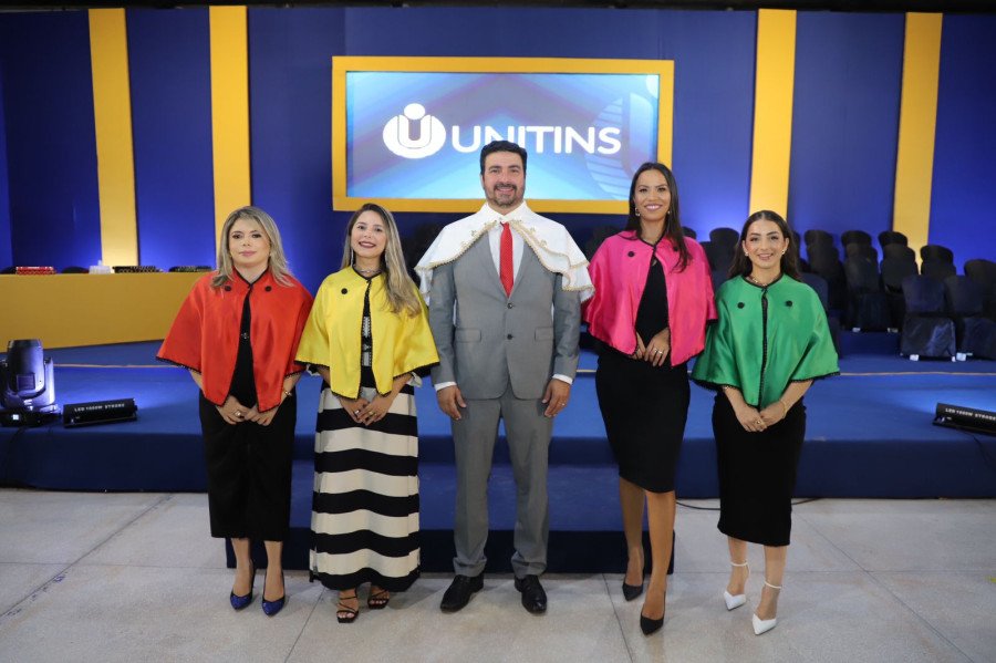 Da esquerda para direita: Sarah Coelho Lima, Gisele Padilha, Augusto Rezende, Ana Paula Monteiro e Késia Chaves (Foto: Nonato Silva)