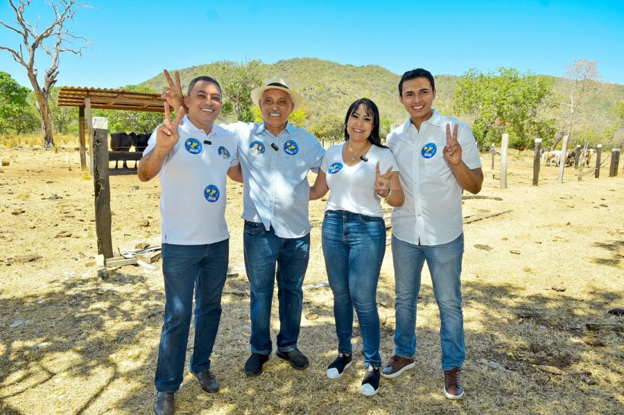 Marilon Barbosa, Fenelon Barbosa, Janad Valcari e Pedro Cardoso (Foto: Mariana de Pietro)