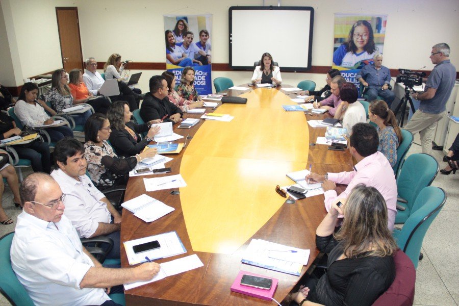 ReuniÃ£o com Diretores Regionais na Seduc (Foto: Elias Oliveira)