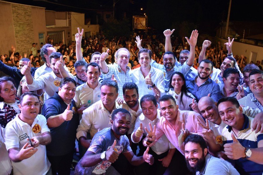 Em uma reuniÃ£o com eleitores em Palmas, Carlesse se defendeu de ataques de seu adversÃ¡rio no 2Âº turno