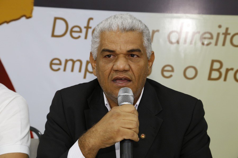CarlÃ£o, presidente da Fesserto, lamenta declaraÃ§Ãµes de Cleiton Pinheiro sobre demissÃ£o em massa