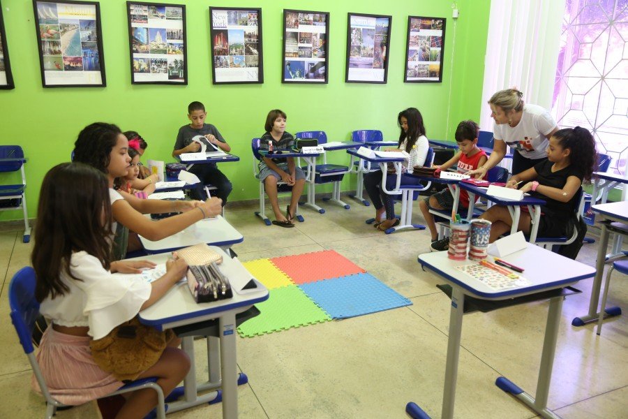 Centro de LÃ­nguas inicia aulas em Araguatins e em mais 7 regionais de EducaÃ§Ã£o (Foto: Juliana Carneiro)
