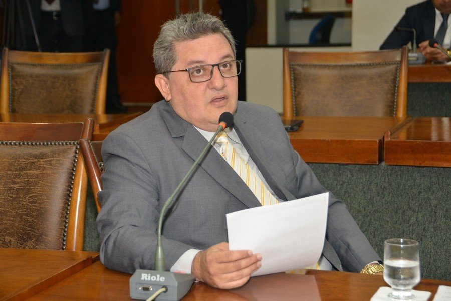 Deputado Jair Farias solicitou a reforma de 13 escolas estaduais do Bico do Papagaio e recuperaÃ§Ã£o de estradas do sudeste