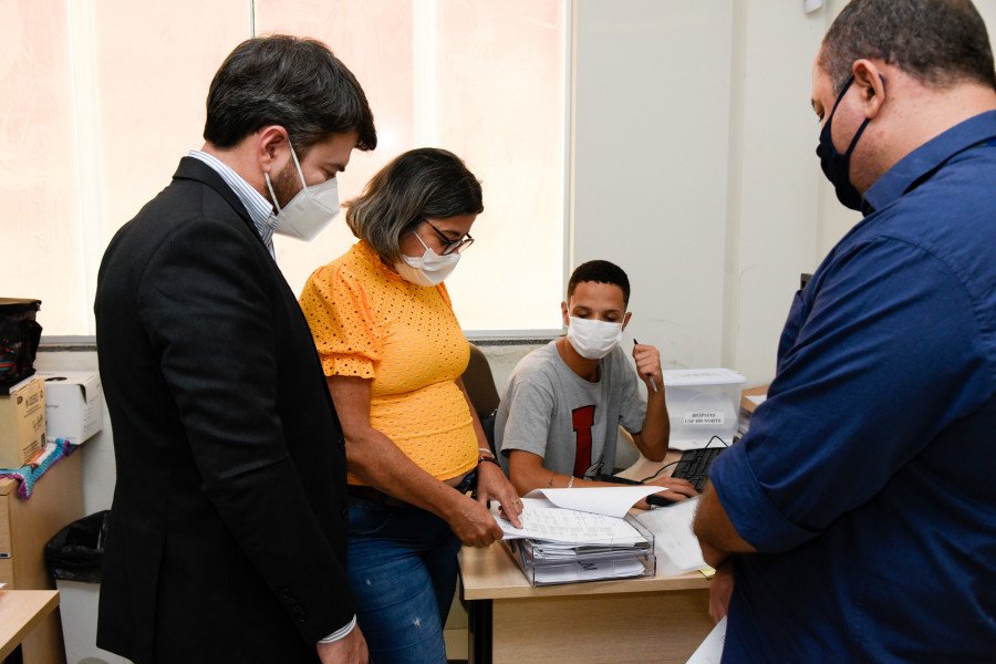 Vistoria realizada pelo MPTO na unidade de saúde da Quadra 409 norte, em Palmas (Foto: Marcelo de Deus)