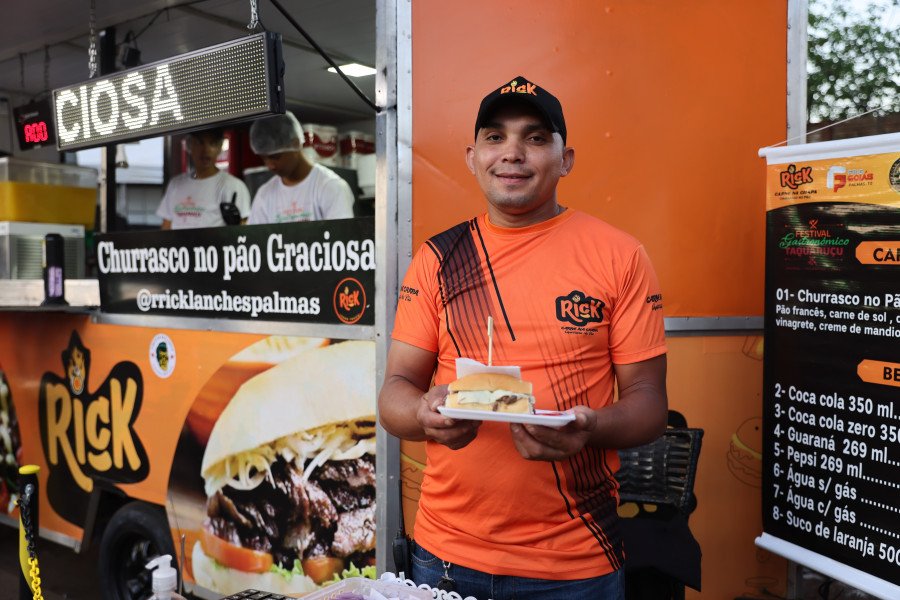 1º lugar na categoria Food Truck com prato Churrasco no Pão - chef Rogério Soares comemora sua primeira participação no FGT