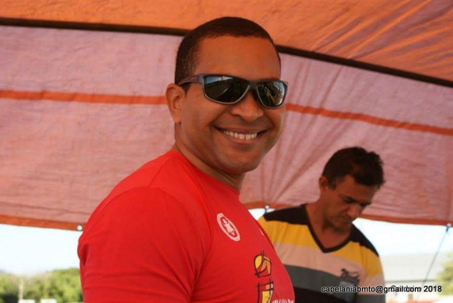 Subtenente Gordam foi encontrado caído por volta das 13h, desta sexta, em Araguatins (Foto: Divulgação/CBMTO)