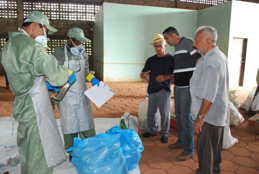 Araguatins recebe aÃ§Ãµes do projeto recebimento itinerante de embalagens vazias de agrotÃ³xicos