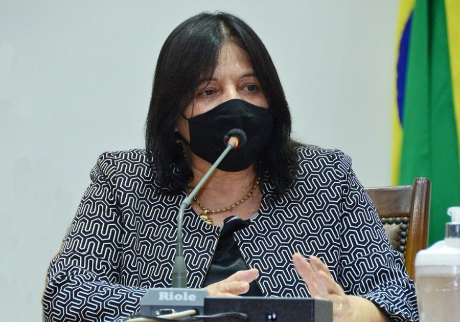 Ex-prefeita de Araguaína, deputada Valderez foi condenada por usar documento falso para iniciar obras (Foto: Divulgação)