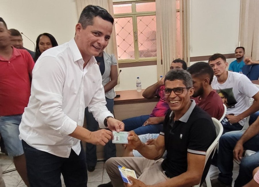 Com uma gestão voltada para o cuidado com as pessoas, o pré-candidato a prefeito é autor do projeto TO Habilitado (Foto: Divulgação)