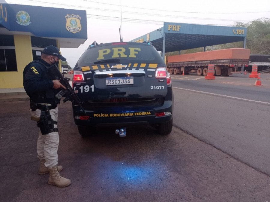 Suspeito de participar de chacina em Parauapebas-PA foi preso pela PRF em Colinas do Tocantins (Foto: Divulgação)