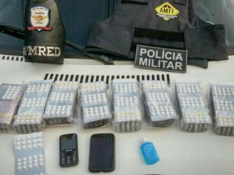 PolÃ­cia apreendeu 3.046 comprimidos de rebites durante fiscalizaÃ§Ã£o (Foto: DivulgaÃ§Ã£o/PM TO)
