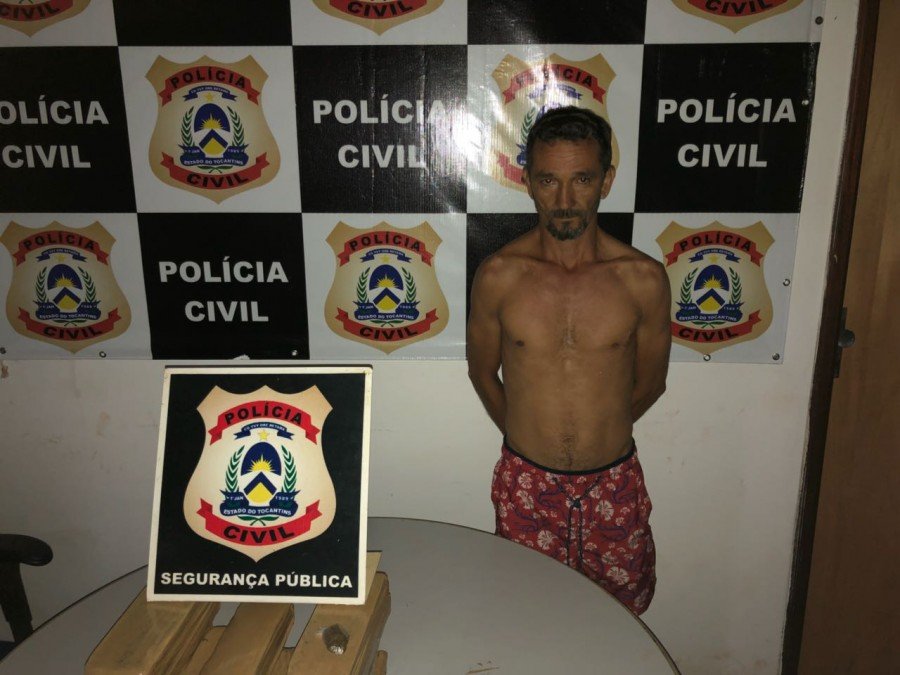 PolÃ­cia Civil fecha boca de fumo e apreende 17 kg de maconha em AraguaÃ­na