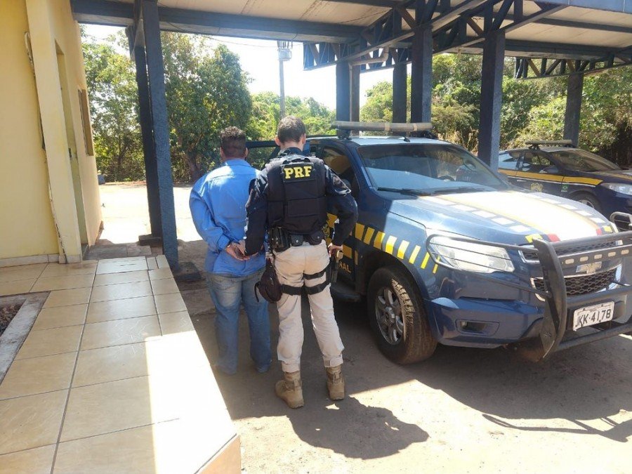 Suspeito foi preso em posto da PRF na BR-226 em Palmeiras do Tocantins