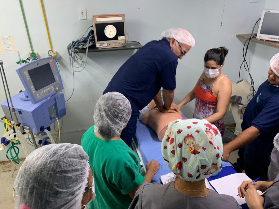Em GuaraÃ­ equipe do HGP durante consultoria e orientaÃ§Ãµes sobre manejo de paciente de Covid -19 no norte do Estado (Foto: DivulgaÃ§Ã£o SES)