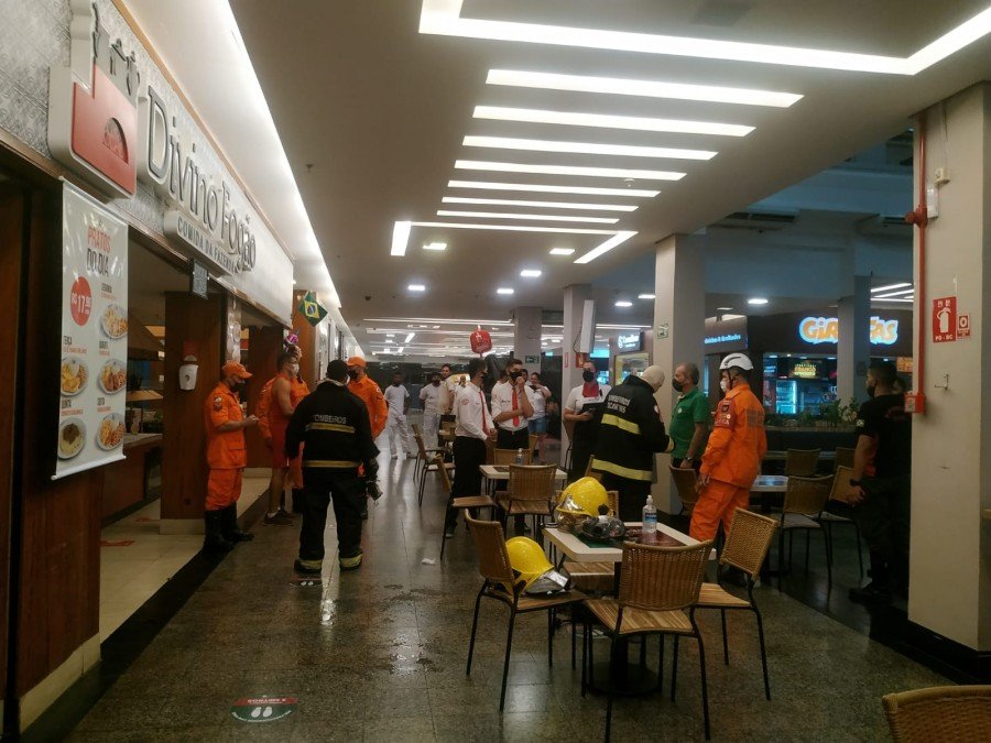 Princípio de incêndio aconteceu em restaurante do Palmas Shopping (Foto: Divulgação/Palmas Shopping)