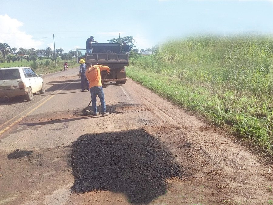 Governo atende requerimento de Wiston Gomes e inicia recuperação da TO-404, entre Augustinópolis a Araguatins (Foto: Divulgação)