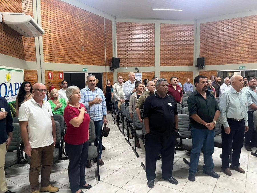 O presidente do Sistema FAET/Senar, Paulo Carneiro, marcou presença na posse da nova diretoria do Sindicato