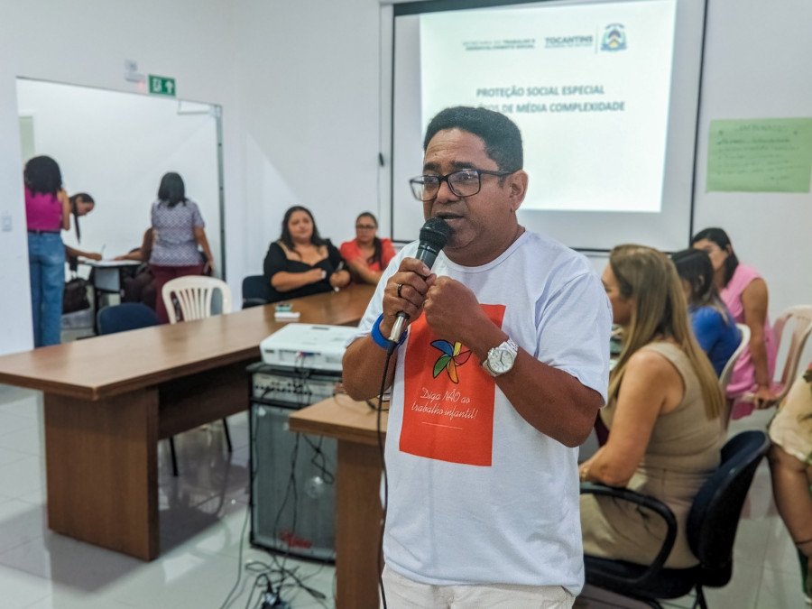 Técnico da Gerência de Proteção Social Especial, Clodoaldo Carvalho, reforçou que o encontro possibilita compartilhamento de experiências