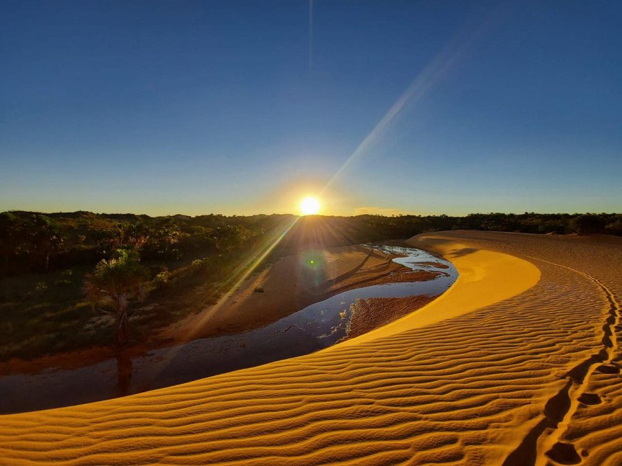 O pôr do sol nas dunas é um dos espetáculos oferecidos pelo Jalapão (Foto: Setur/Governo do Tocantins)