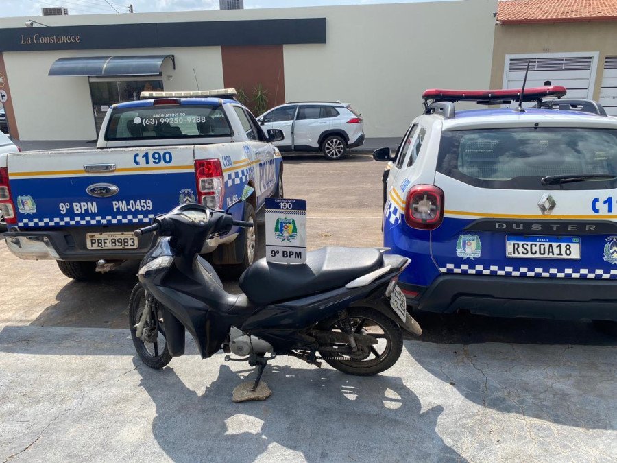 Motocicleta apreendida (Foto: Ascom/9º BPM)