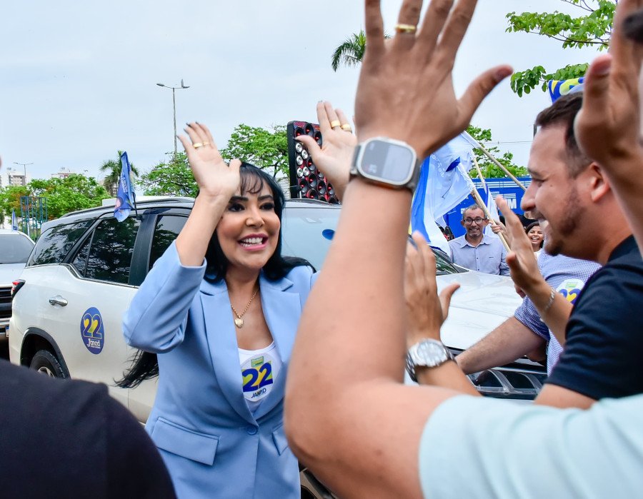 Paraná Pesquisas mostra vantagem da candidata a prefeita de Palmas, Janad Valcari, e tendência de crescimento na reta final