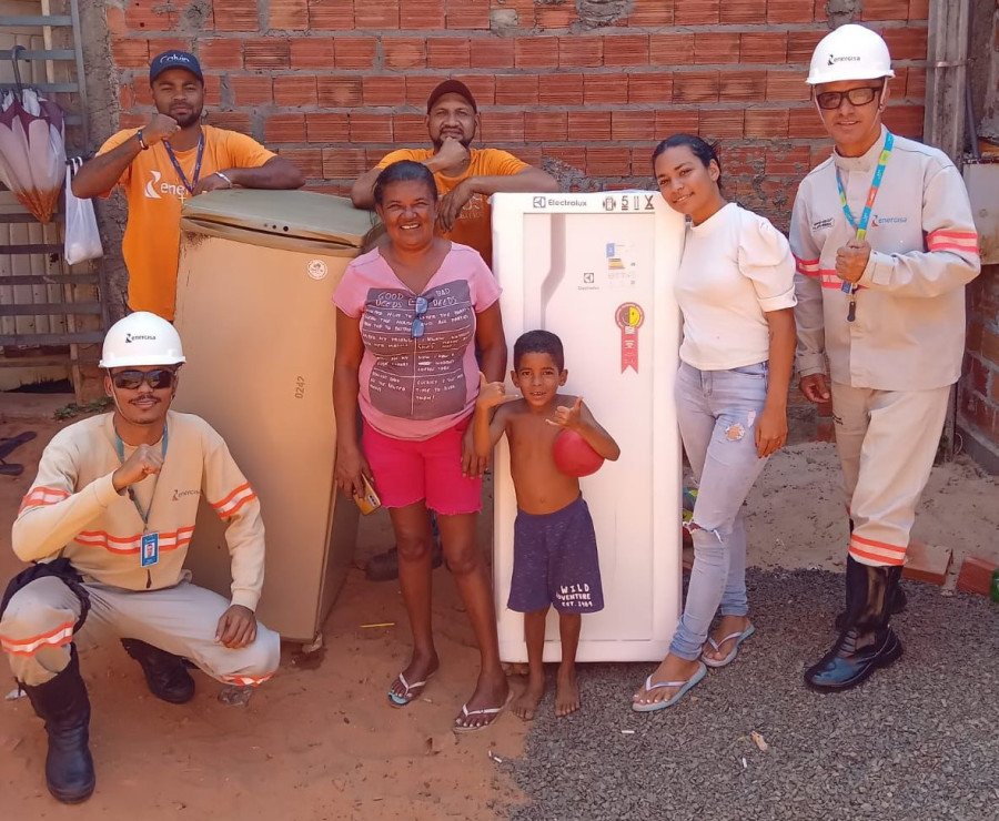 Nossa Energia entrega 114 geladeiras para famílias tocantinenses (Foto: Divulgação/Energisa)