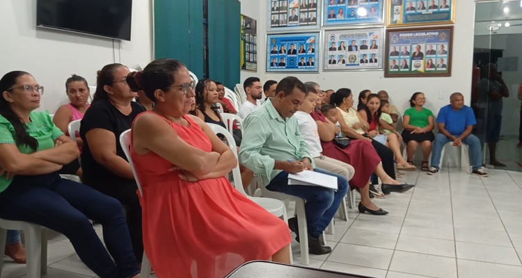 Sintet cobra reajuste do piso durante sessão na Câmara de Vereadores de Praia Norte