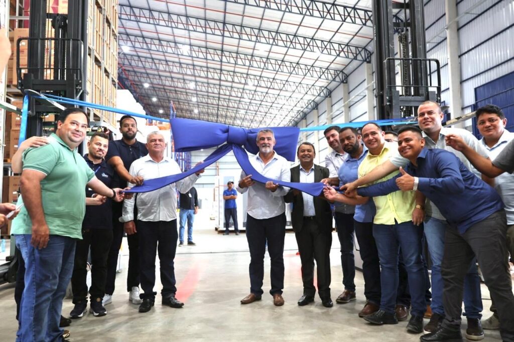 Amélio destaca crescimento econômico no Bico do Papagaio durante inauguração de indústria de colchões em Araguatins