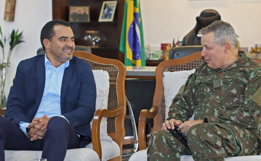AGUIARNÓPOLIS: Governador e comandante do Exército Brasileiro discutem estratégias para acelerar reconstrução da ponte JK