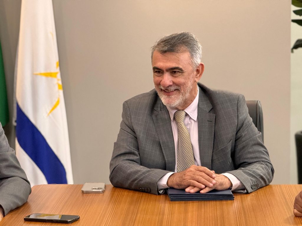 Com aumento do tráfego, deputado Amélio Cayres pede redutor de velocidade em Axixá