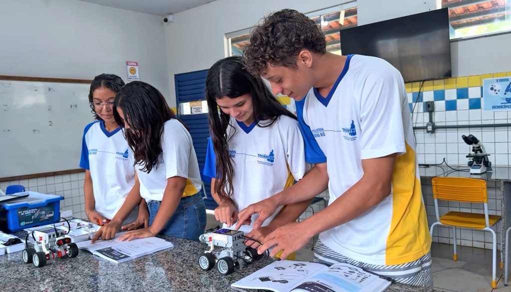 Novo PCCR, progressões e mais de 100 obras impulsionam a Educação do Tocantins em 2025