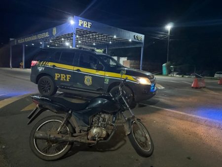 Após 5 km de perseguição, PRF recupera motocicleta furtada e suspeito foge para mata em Guaraí