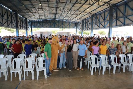 Primeira-dama Karynne Sotero celebra avanço da causa animal com oficialização do Programa Tocantins Amigo do Pet