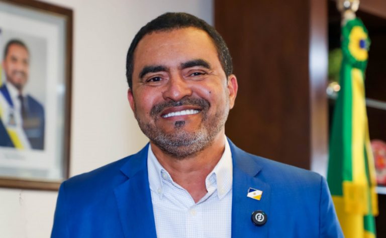 Wanderlei Barbosa autoriza repasse de R$ 8 milhões a 16 municípios do Tocantins