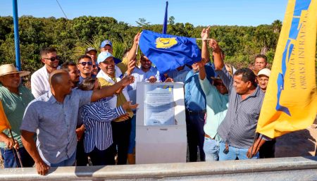 Wanderlei inaugura ponte sobre o Rio Caracol e autoriza pavimentação de 83,4 km de rodovias entre Lizarda e São Félix